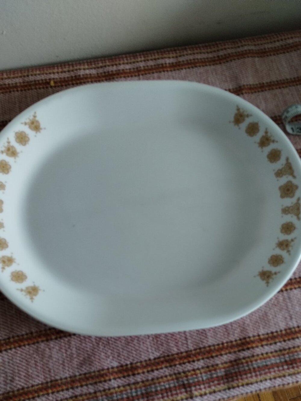 Corelle oval plate tray 10"x12"